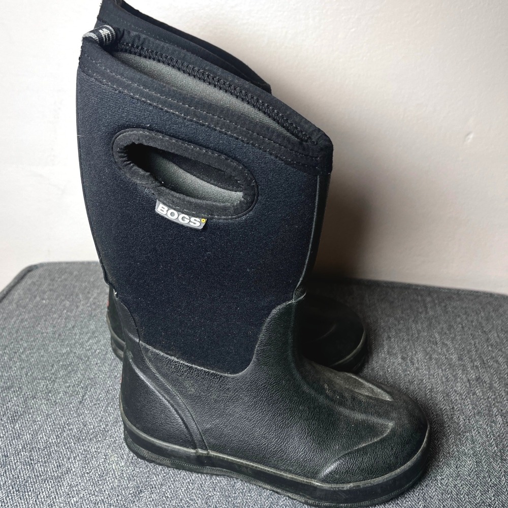 Bogs Classic High Handles 52065 Kids Size 1 Black Waterproof Insulated Boots